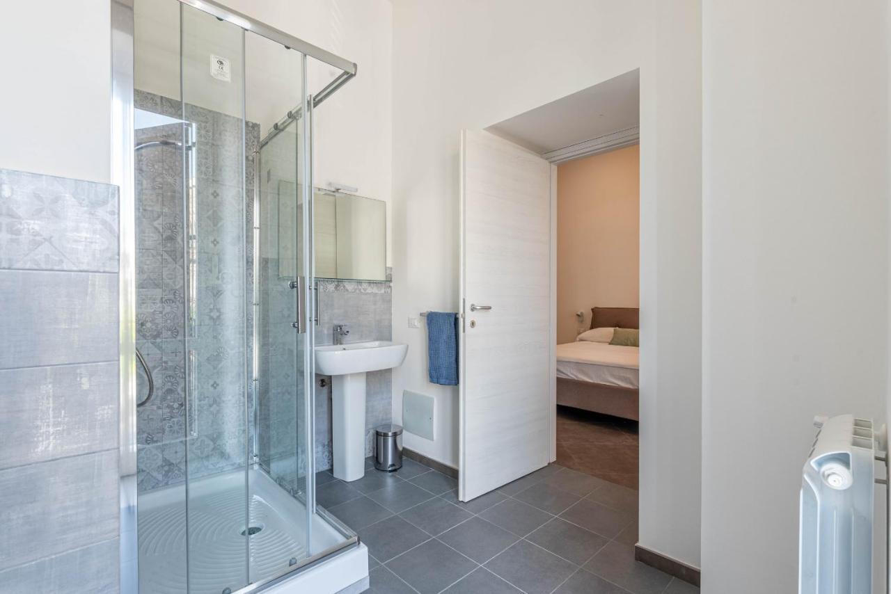 Apartments La Cala By Wonderful Italy ปาแลร์โม ภายนอก รูปภาพ