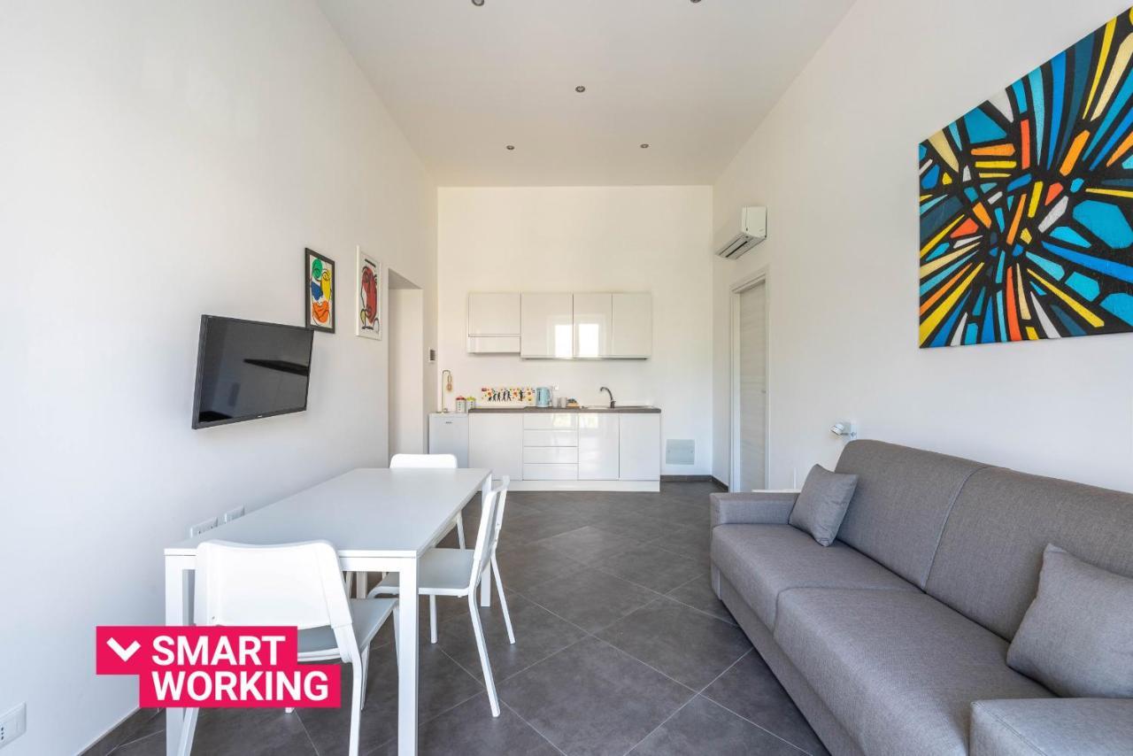 Apartments La Cala By Wonderful Italy ปาแลร์โม ภายนอก รูปภาพ